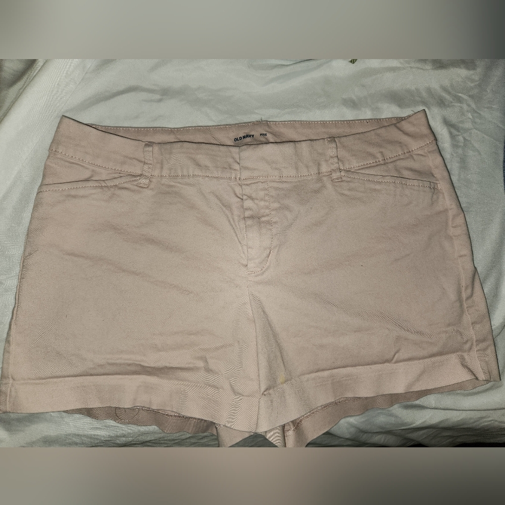Old Navy pale pink shorts